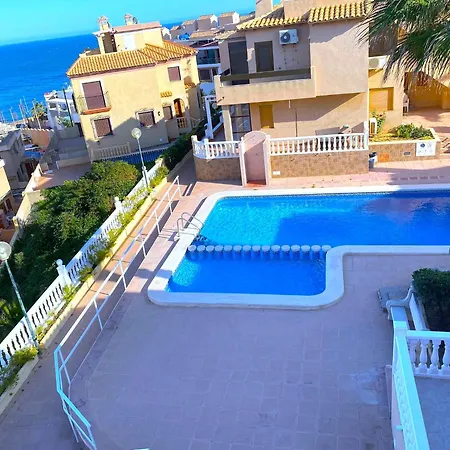 Chalet A Orillas Del Mar Torrevieja Exterior photo